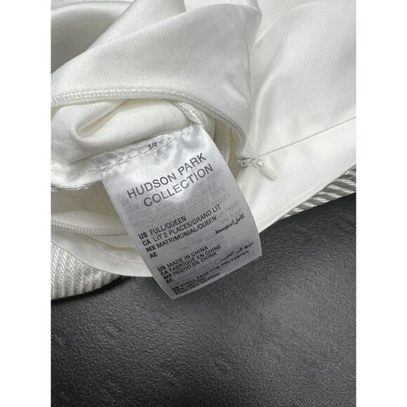 Hudson Park Moderno Full/Queen Duvet Cover - Picture 5 of 6